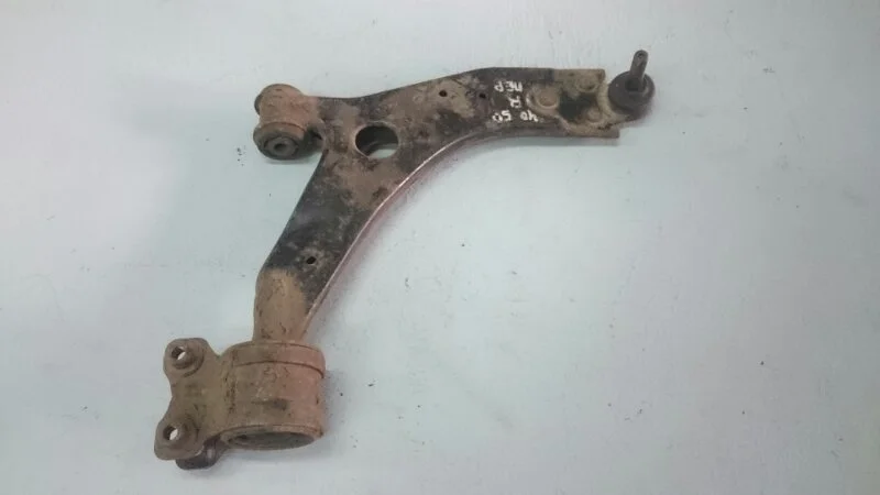 Рычаг Volvo S40 2007-2012 31277465, передний правый