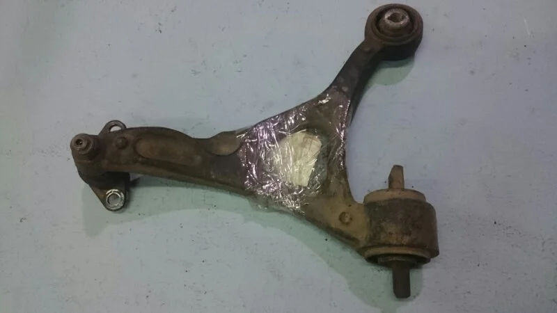 Рычаг Volvo Xc90 2002-2013 31304045, передний левый