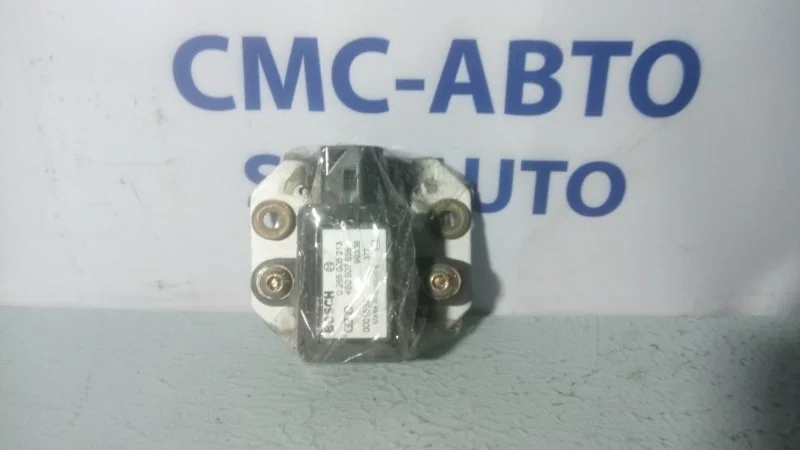 Датчик ускорения Audi A6 4B0907637A C5