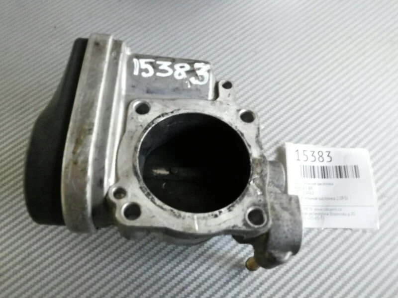 Дроссельная заслонка Volkswagen Golf5 06F133062 8P
