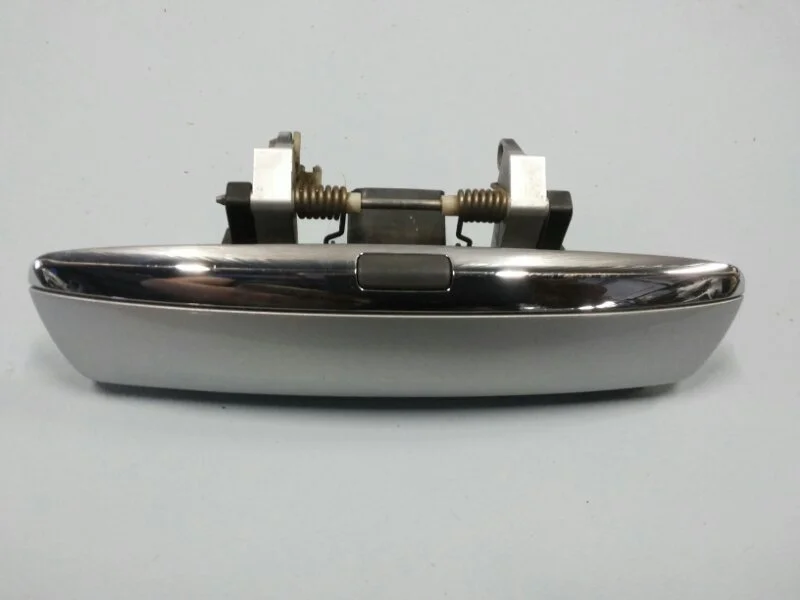Ручка двери наружная Audi A8 2006-2008 4E1837205 D3 3.2 BKP