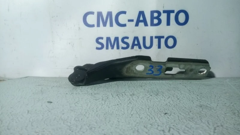 Петля капота Audi A4 2005-2007 8E0823302E B7 1.8T BFB, правая