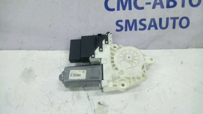 Моторчик стеклоподъемника Volkswagen Passat 2006-2008 1K0959704F B6 2.0, задний правый