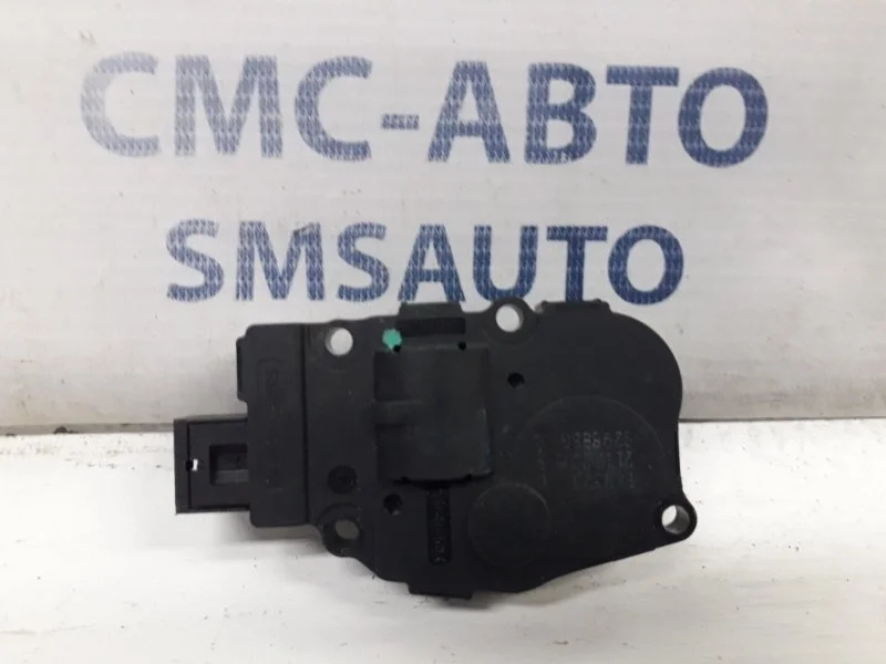 Моторчик заслонки отопителя Mercedes-Benz R-Class A1669060008 W251 3.5