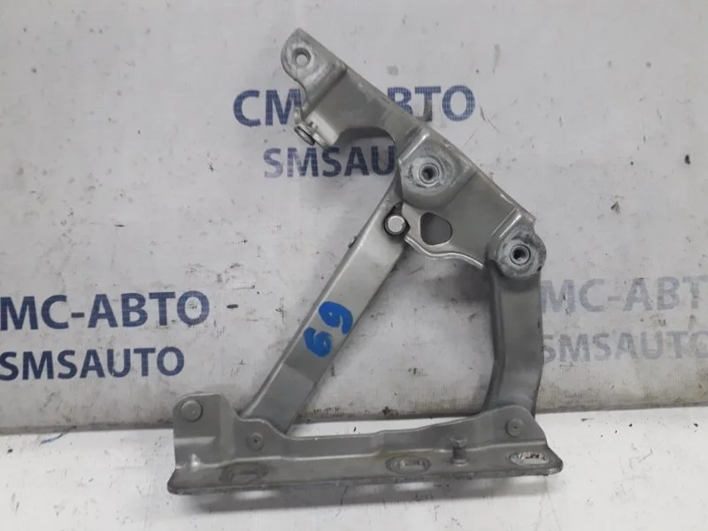 Петля капота Mercedes-Benz Cls-Class A2118800128 W219 5.0, левая