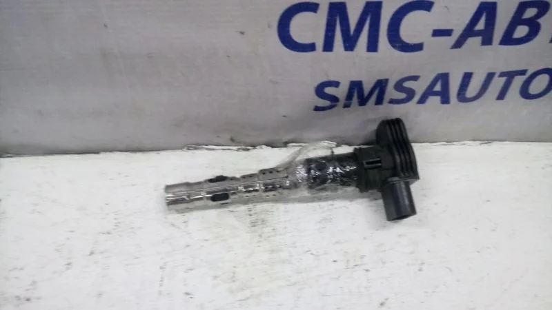 Катушка зажигания Audi A6 077905115S C5