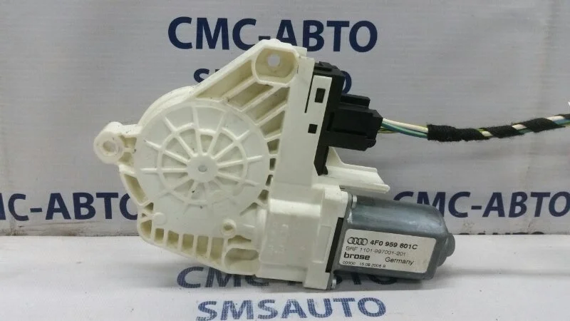 Моторчик стеклоподъемника Audi Allroad 2006-2010 4F0959801C C6 3.2