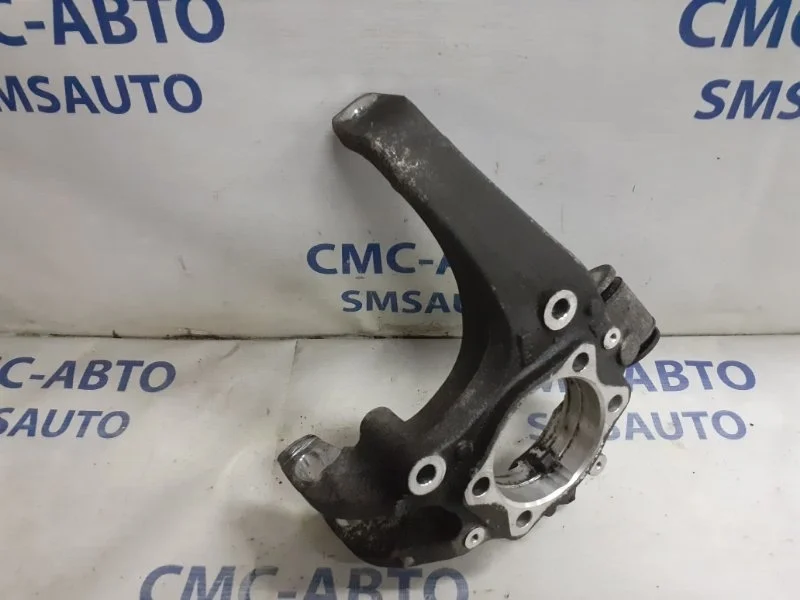 Кулак поворотный Audi A8 4E0505435C S8 5.2, задний левый