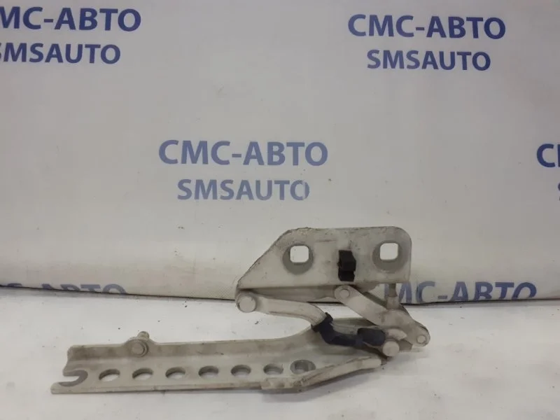 Петля капота Audi A8 2006-2008 4E0823301E D3 3.2 BKP, левая