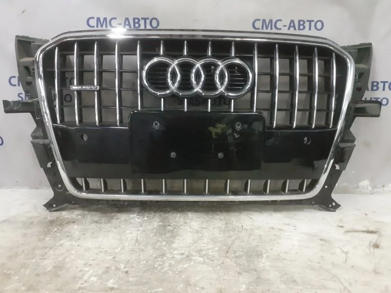 Решетка радиатора Audi Q5 8R0853651AL 2.0T, передняя