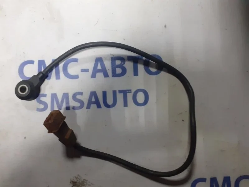 Датчик детонации Audi Q7 077905377G