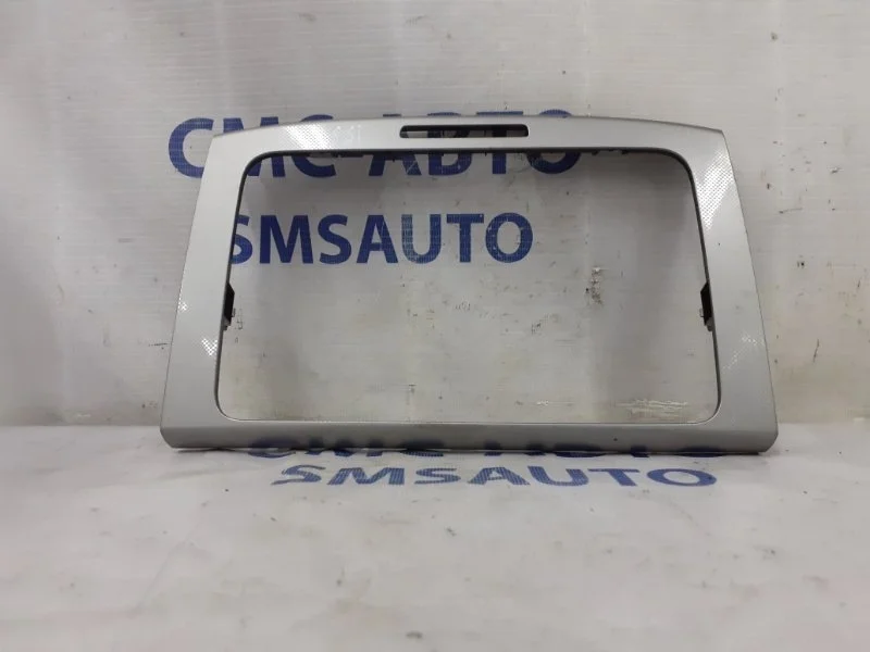 Накладка центральной консоли Volkswagen Tiguan 3C0858069M 2.0T, передняя