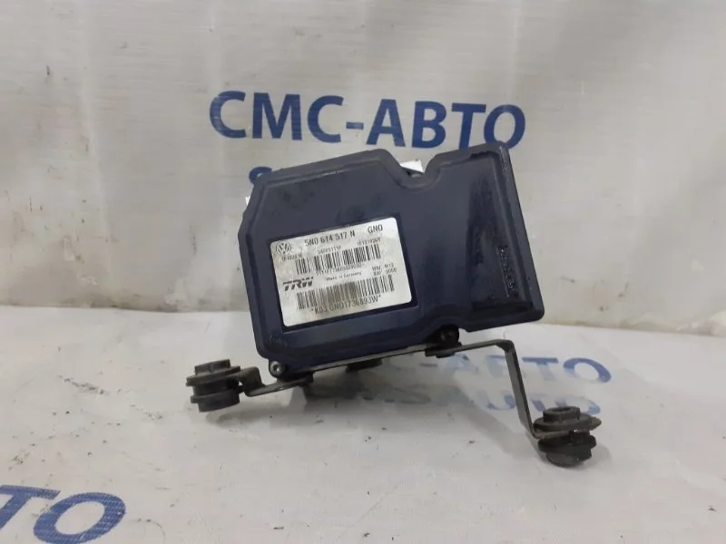 Блок АБС ABS Volkswagen Tiguan 5N0614517N 2.0T, передний