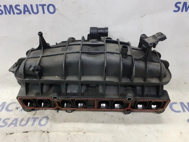 Коллектор впускной Volvo S60 2010-2013 31330435 С60 1.6T