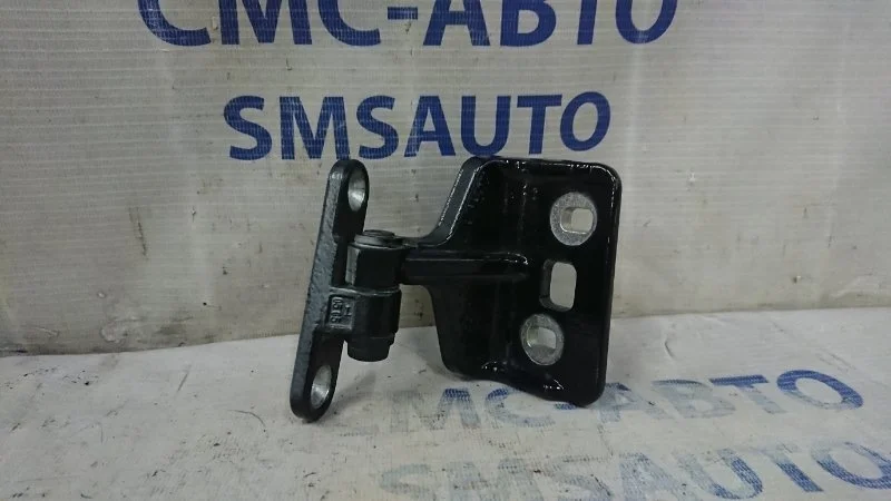 Петля двери верхняя Mercedes-Benz Cls-Class A2197300737 W219 5.0, задняя левая