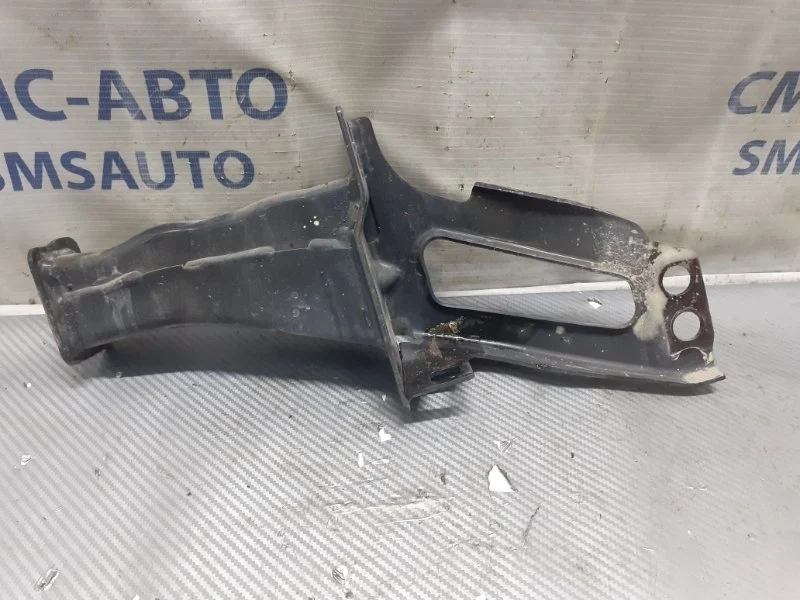 Кронштейн подрамника Volvo Xc60 31329436 ХС60 3.0T, передний правый