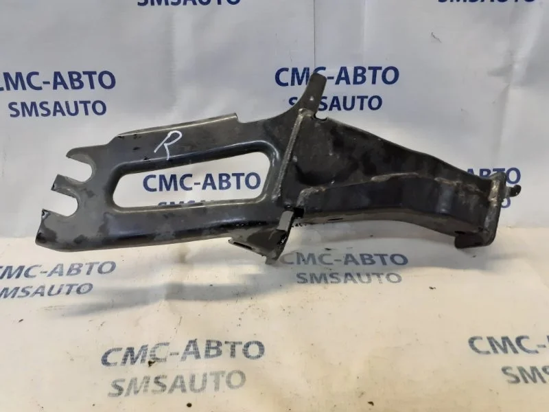 Кронштейн подрамника Volvo Xc60 31329436 ХС60 2.0Т, передний правый