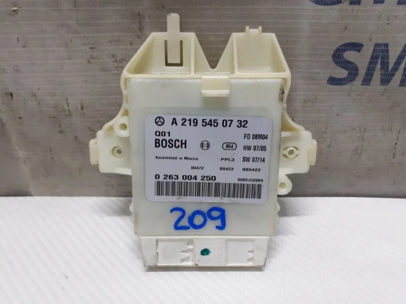 Блок управления парктроником Mercedes-Benz Cls-Class A2195450732 W219 3.5