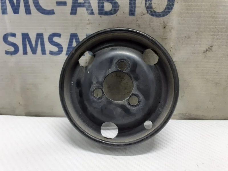 Шкив помпы Volkswagen Touareg 0211210310 NF 3.6