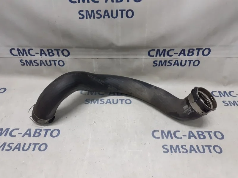 Патрубок интеркулера Mercedes-Benz C-Class A2045282682 W204 1.8Т, правый