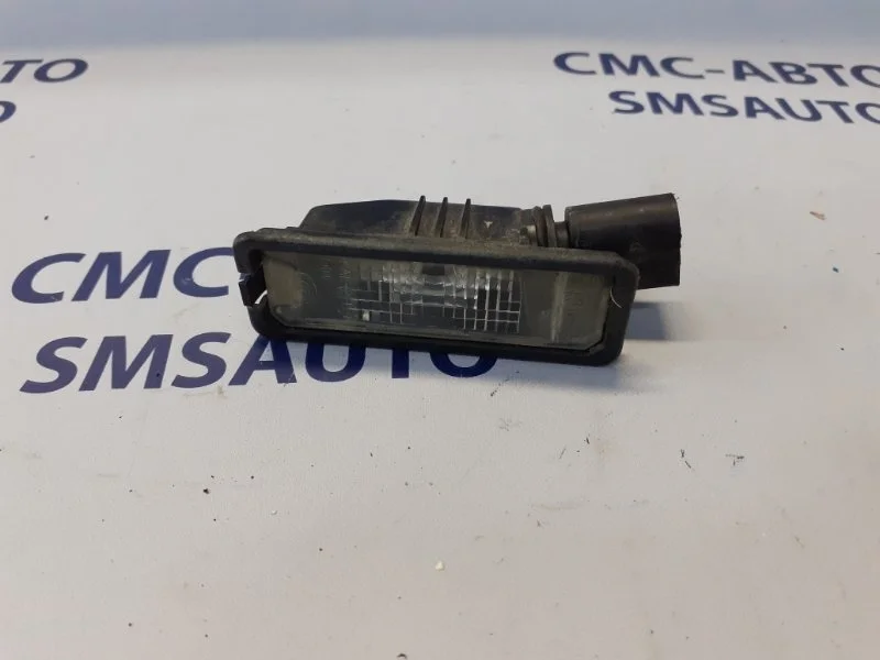 Фонарь подсветки номера Porsche Cayenne 1K8943021 958 3.6. 5502, задний