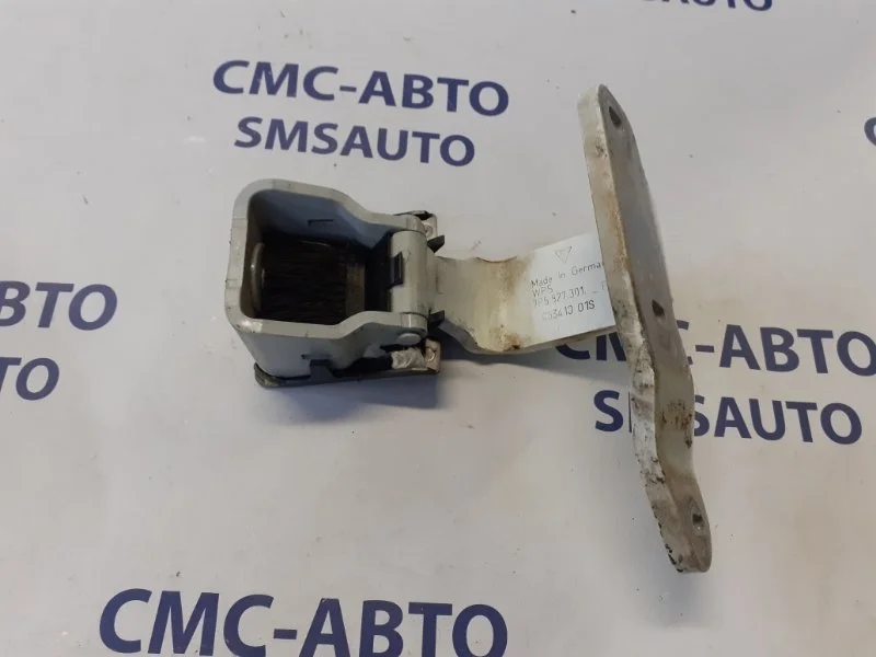 Петля багажника Porsche Cayenne 95851230102 958 3.6. 5502, левая