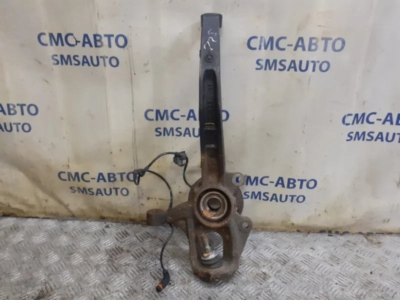 Кулак поворотный Mercedes-Benz R-Class A2513301420 W251 5.0, передний правый