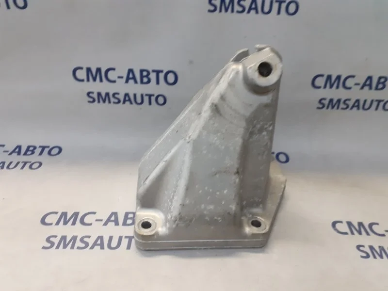 Кронштейн ДВС Mercedes-Benz S-Class A2732230404 W221 5.0, правый