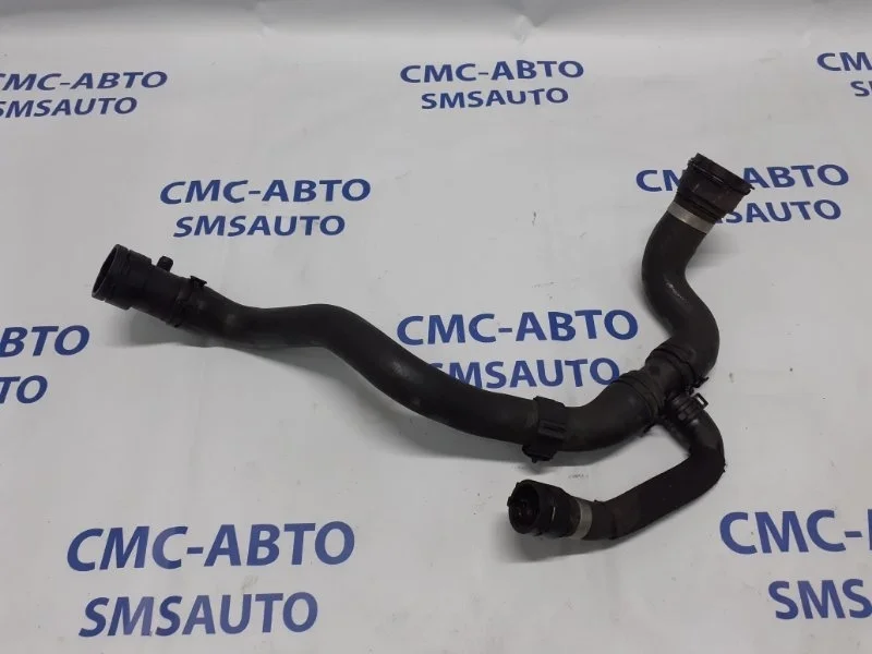 Патрубок охлаждения Audi A5 2012-2015 8K0121049AJ 8K 2.0T