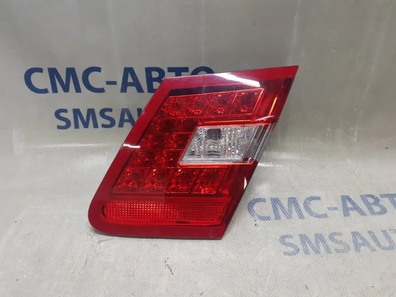 Фонарь крышки багажника Mercedes-Benz E-Class A2129060258 W212 3.0, задний правый