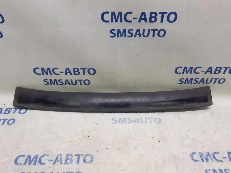 Накладка Audi A5 2008-2011 8T0807217A 8K 3.2, передняя