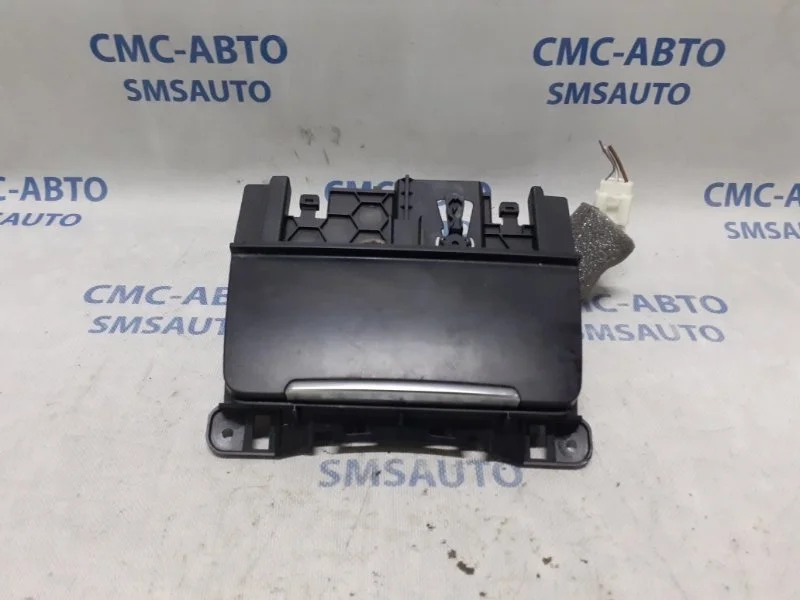 Пепельница Audi Q5 8K0857951 8R 3.0TD CGQB, передняя