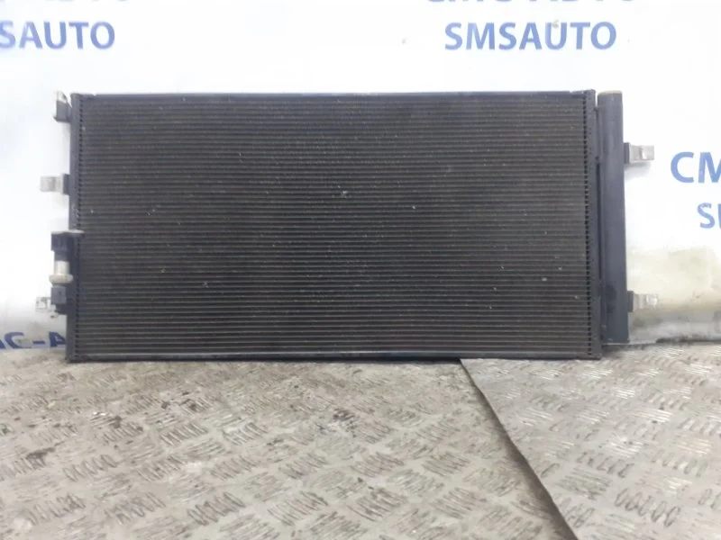 Радиатор кондиционера Audi A6 4G0260403A C7 2.8