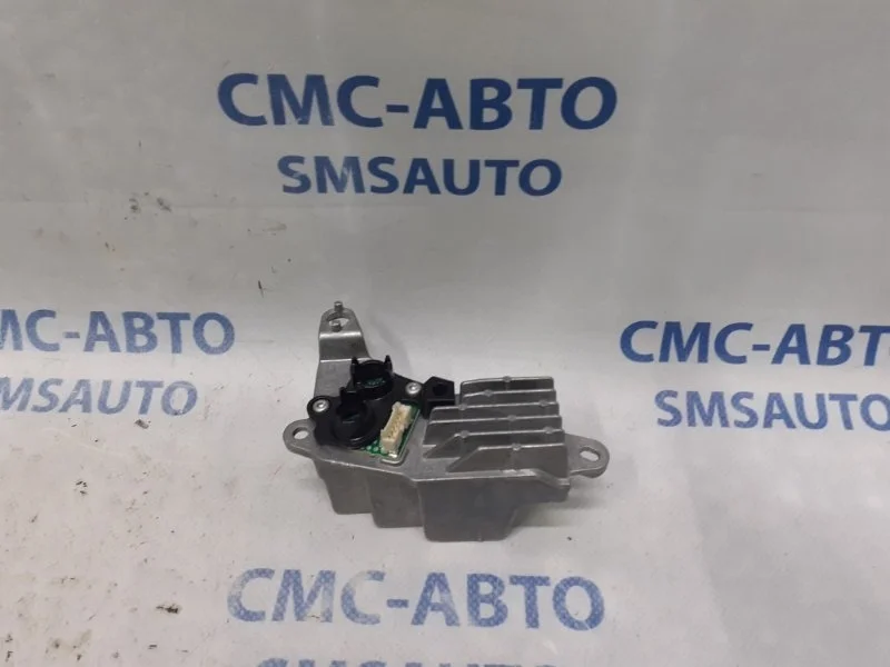 Блок электронный Audi Q5 8R0941475A 8R 3.0TD CGQB, передний правый