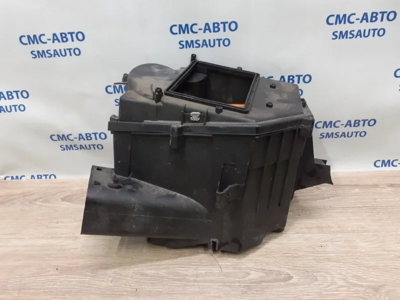 Корпус воздушного фильтра Volvo Xc90 30636845 ХС90 2.4D