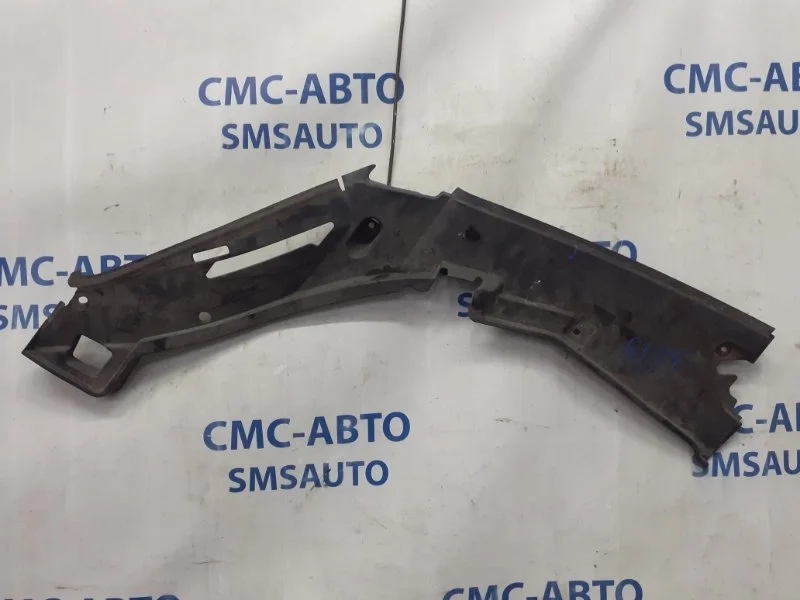 Накладка замка капота Mercedes-Benz R-Class A2518840174 W251 3.0TD, левая