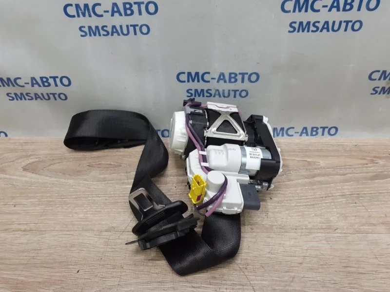 Ремень безопасности Audi A8 2013 4H0857706A D4 3.0 CGW, передний правый