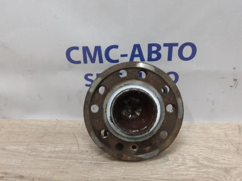 Ступица Mercedes-Benz C-Class A2053340400 W205 2.0, передняя