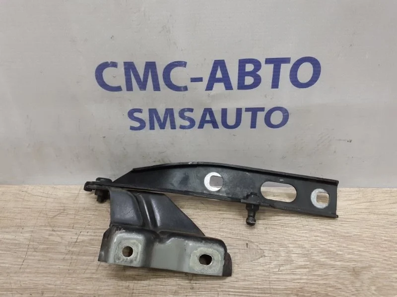 Петля капота Audi Q5 2010 8R0823301 8R 2.0T, левая