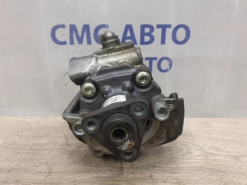 Насос ГУР Audi Q5 8R0145155T 8R 3.2