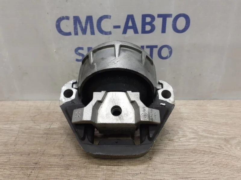 Опора ДВС Audi A6 Allroad 2014 4G0199381MM C7 3.0 CGW, правая