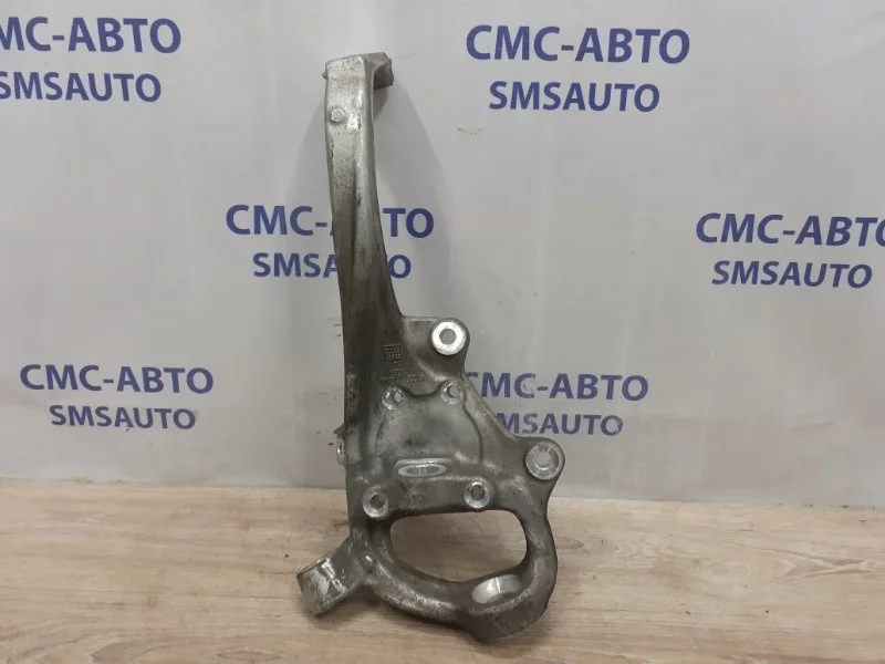 Кулак поворотный Mercedes-Benz C-Class A2053322200 W205, передний правый