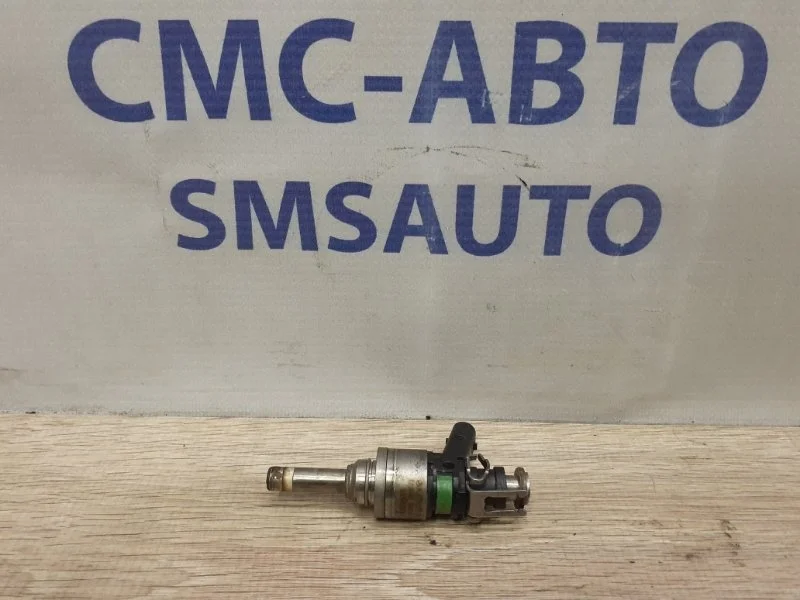 Форсунка топливная Mercedes-Benz E-Class A2710780823 W212