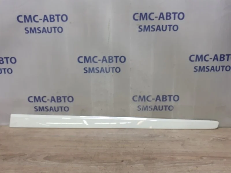 Молдинг двери Mercedes-Benz Ml A1646901462 W164, передний правый