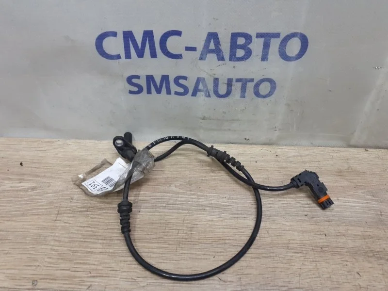 Датчик АБС ABS Mercedes-Benz Cls-Class A2125400117 W218 3.5, передний левый