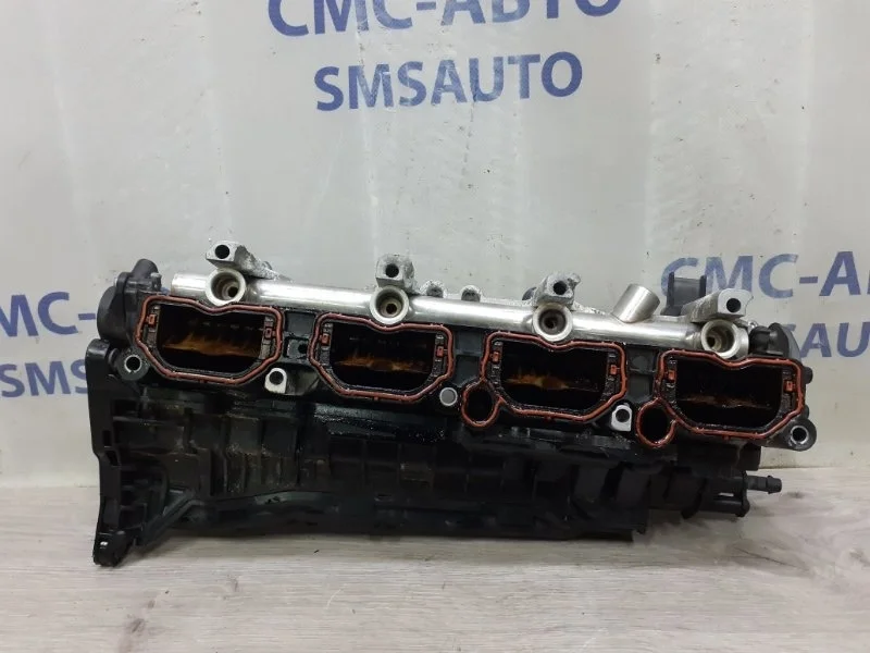 Коллектор впускной Audi A8 2013 079133109BF D4 4.0 CEU, левый