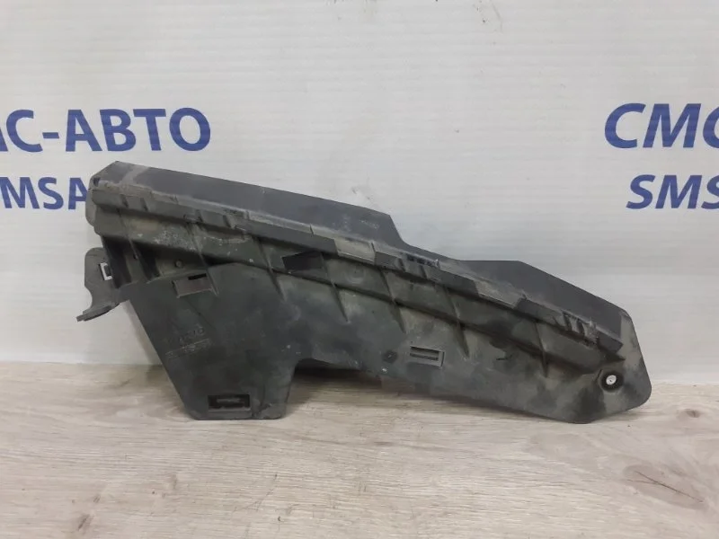 Кронштейн бампера под фару Volvo S80 2007-2012 30796388 С80 4.4, передний правый