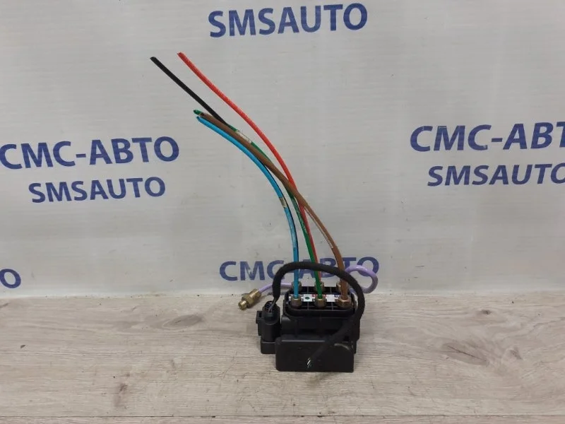 Блок клапанов пневмоподвески Audi A6 Allroad 2013 4H0616013 C7 3.0 CGW
