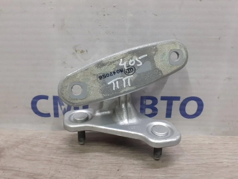 Петля двери верхняя Mercedes-Benz C-Class A2047201637 W204, передняя правая
