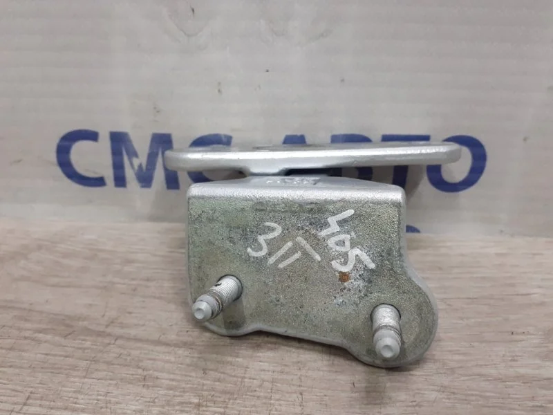 Петля двери верхняя Mercedes-Benz C-Class A2047301137 W204, задняя правая